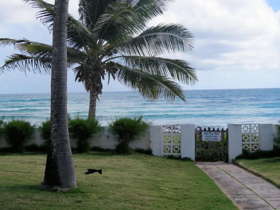 Oceansurf Beach House Is House Facing The Sea Villa Christ Church Exterior photo